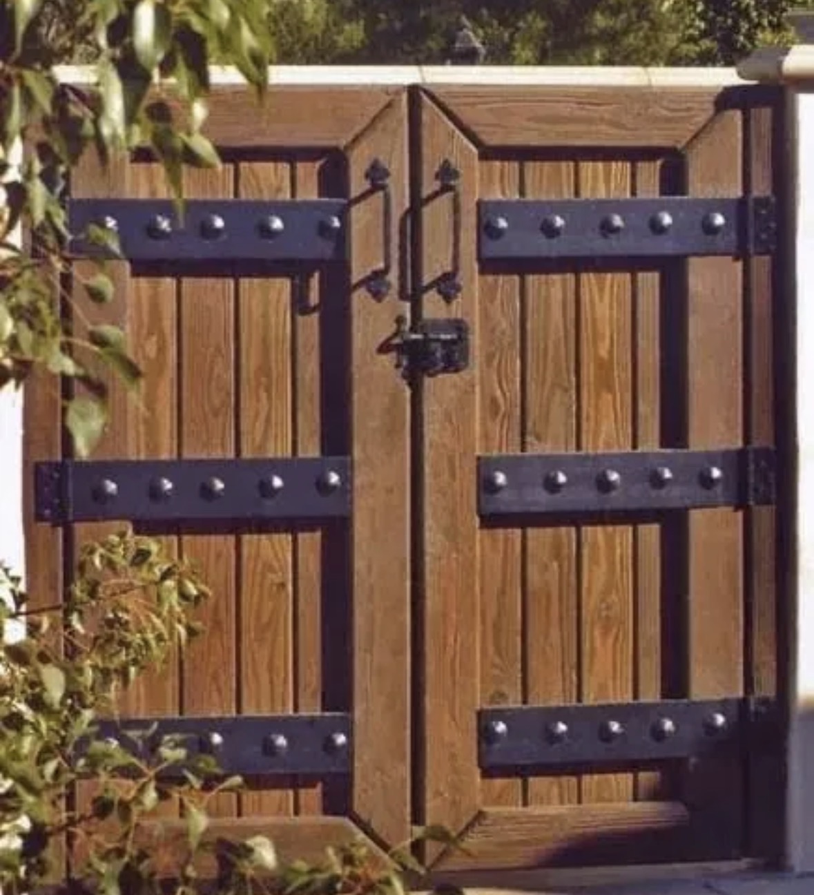 Custom Wooden Gates project example